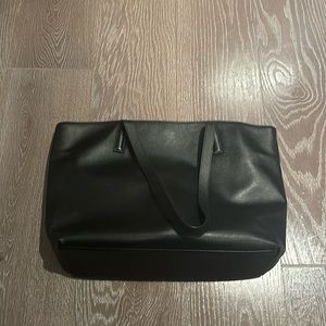 Quince Classic Italian Leather Tote